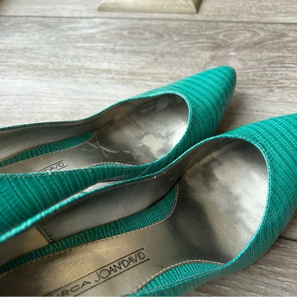 Circa Joan and David  Turquoise Textured Patent Leather Pumps - Picture 10 of 12